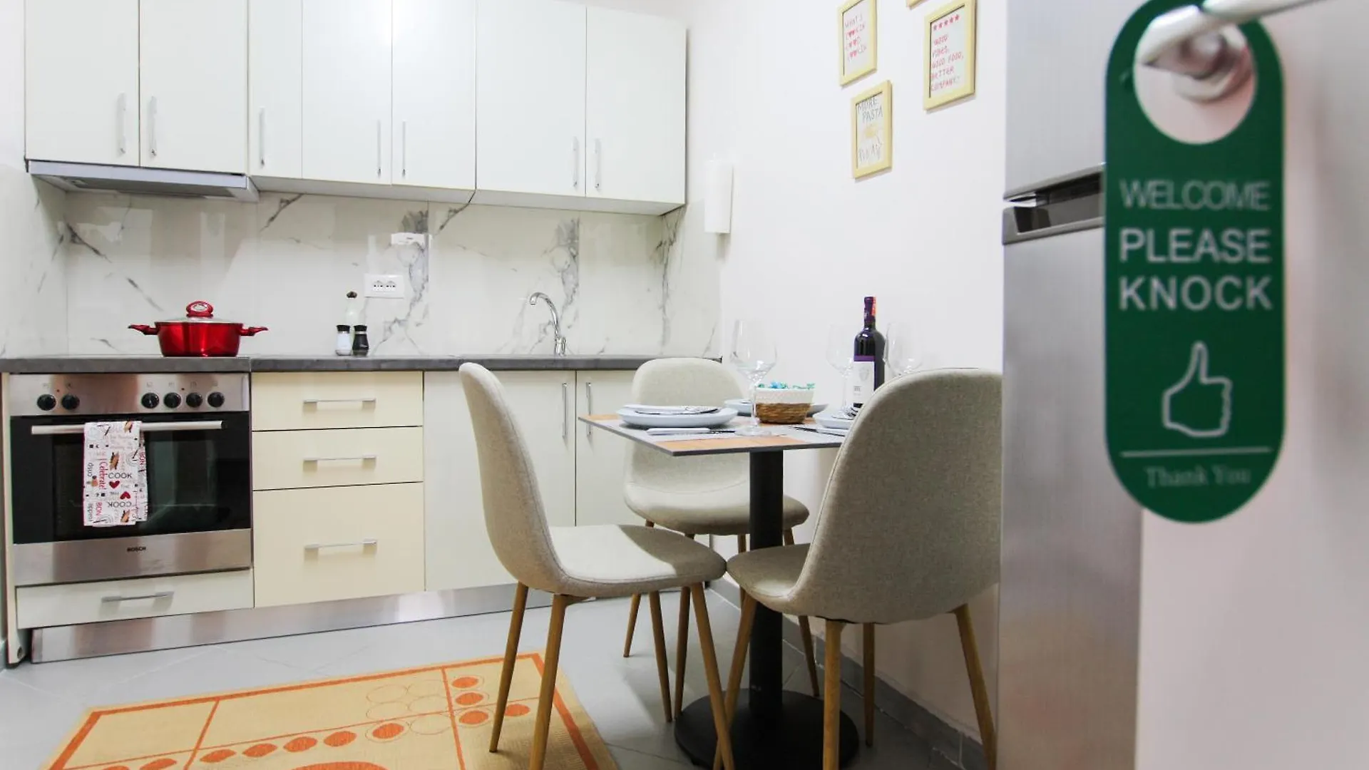 Villa Reve De 티라나 3*,  알바니아