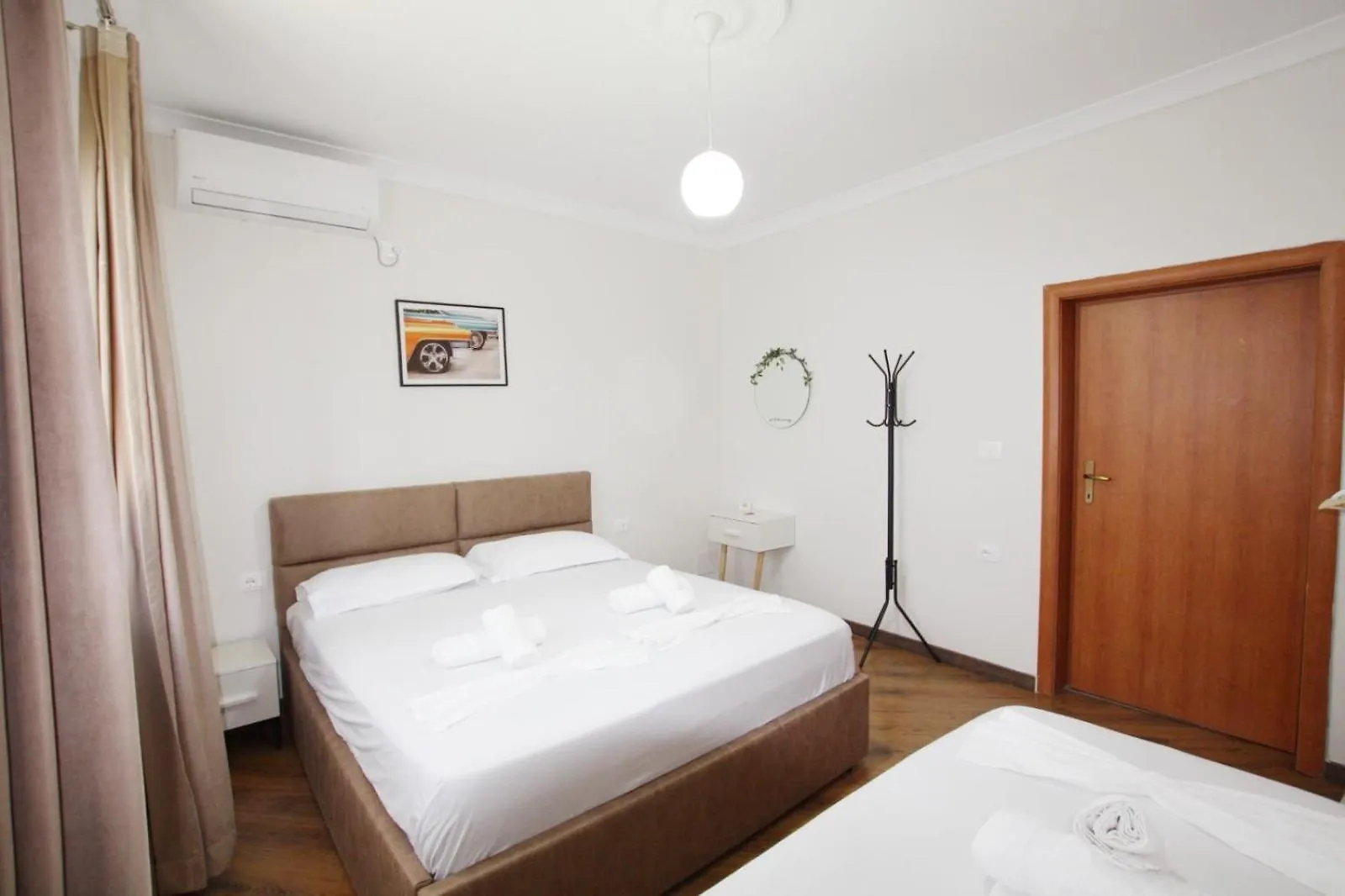 Villa Reve De 티라나 3*,